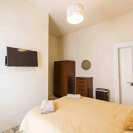 Holiday home Bormla 1 *