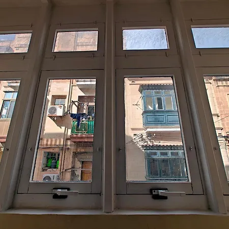 Bormla 1 Case de vacanță